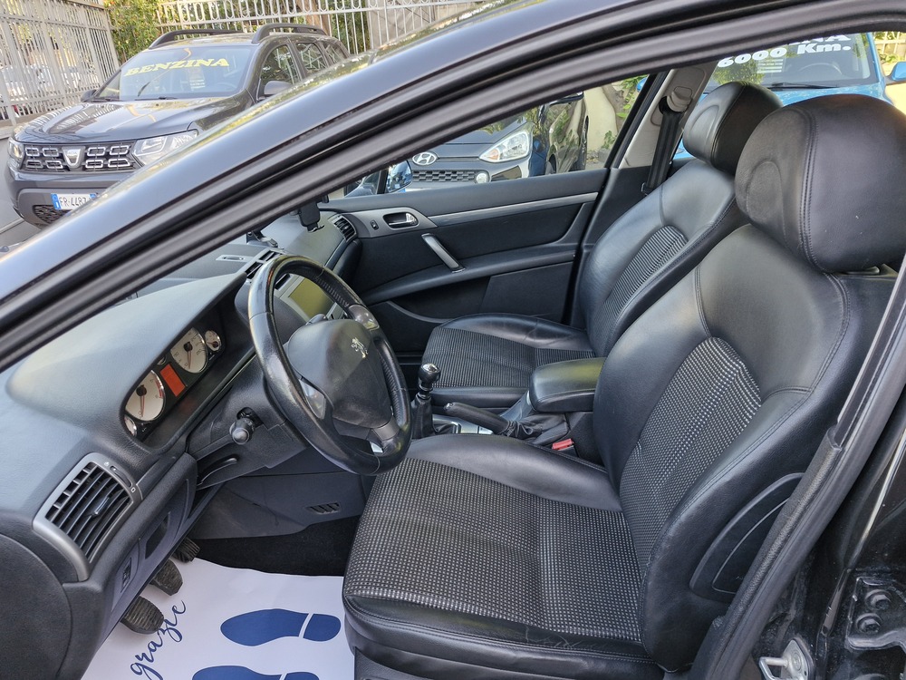 PEUGEOT 407 2.0 HDi Sport Pack Tecno