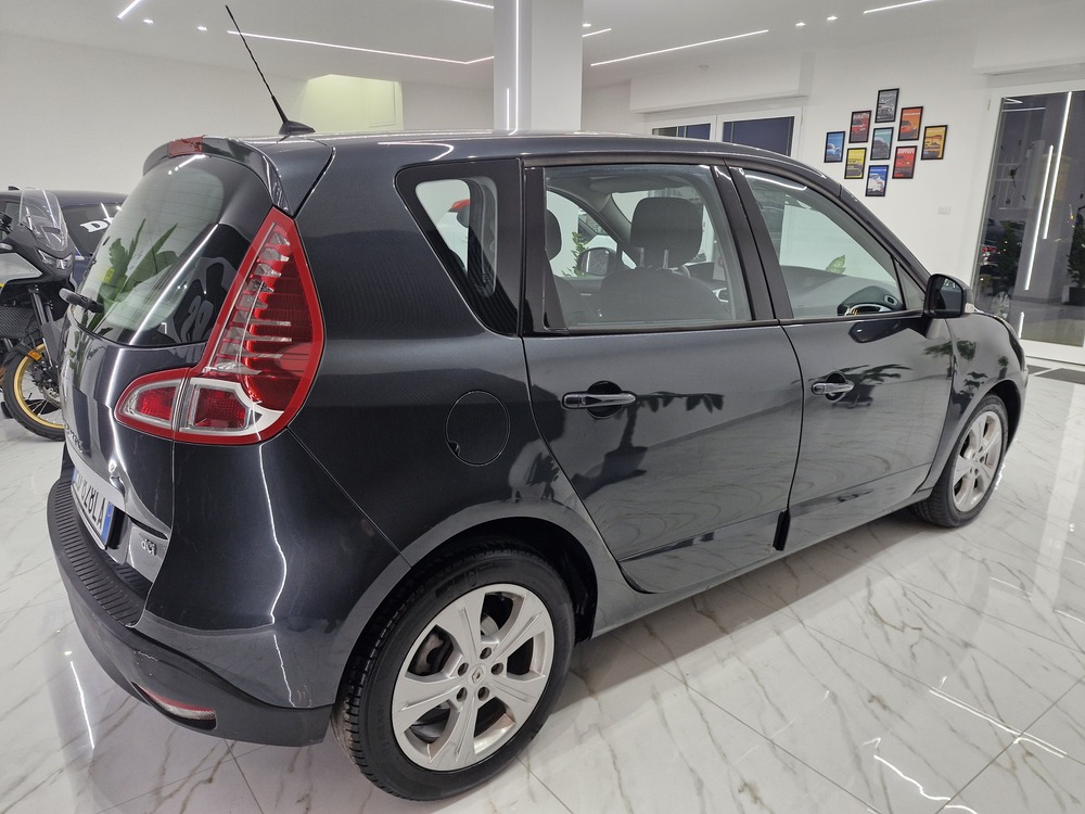 RENAULT SCENIC X-MOD 1.5 DCi LUXE 2010 130000KM