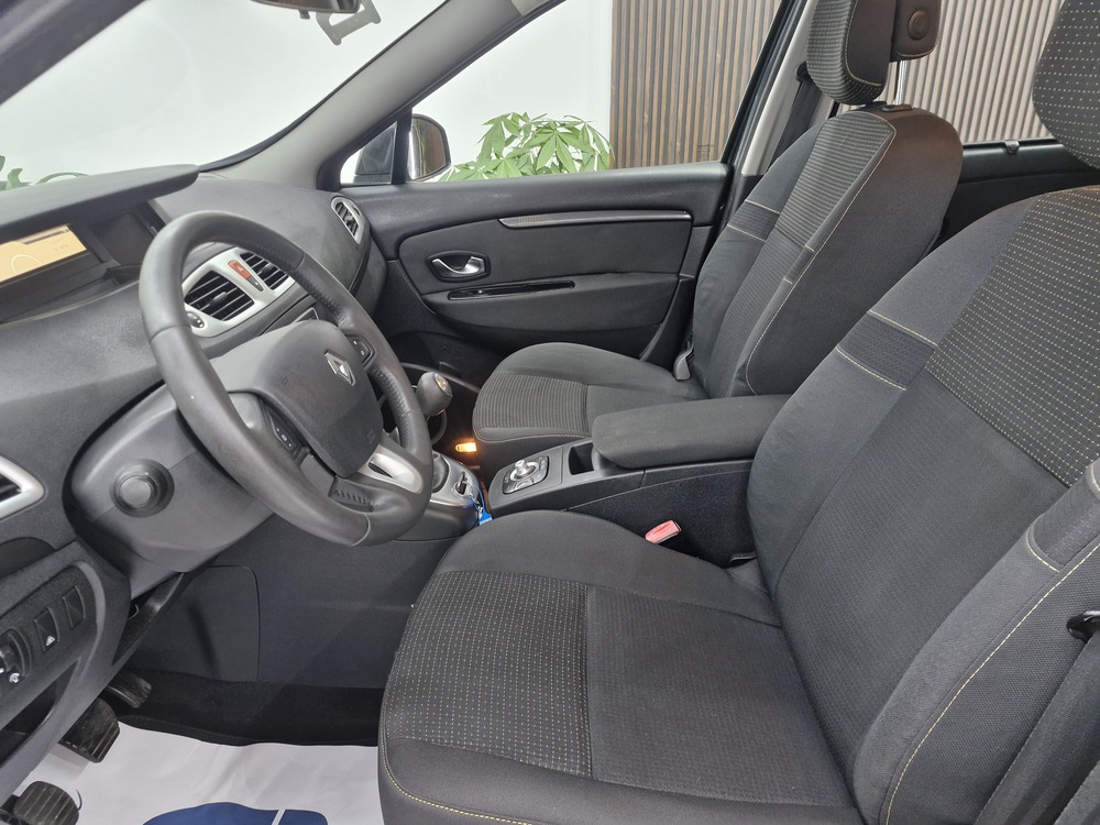 RENAULT SCENIC X-MOD 1.5 DCi LUXE 2010 130000KM