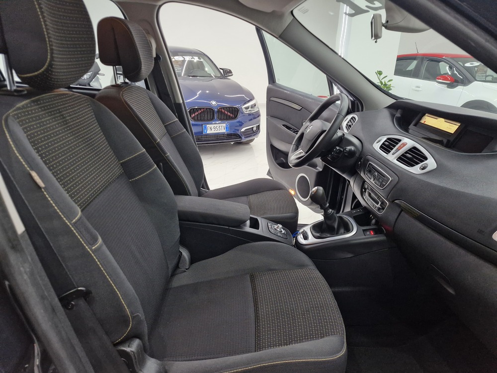 RENAULT SCENIC X-MOD 1.5 DCi LUXE 2010 130000KM