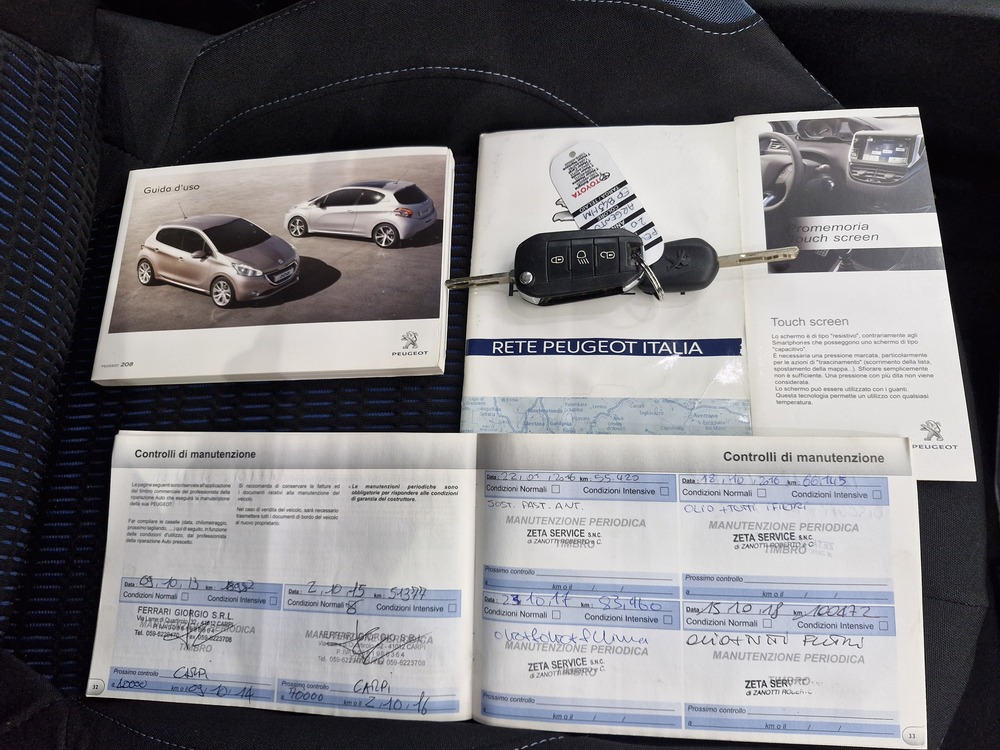 PEUGEOT 208 1.4 HDi 68CV ALLURE