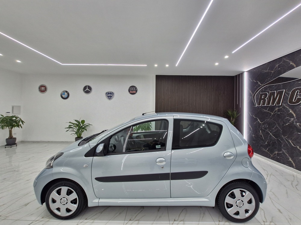 TOYOTA AYGO 1.0 BENZINA CAMBIO AUTOMATICO 62000KM