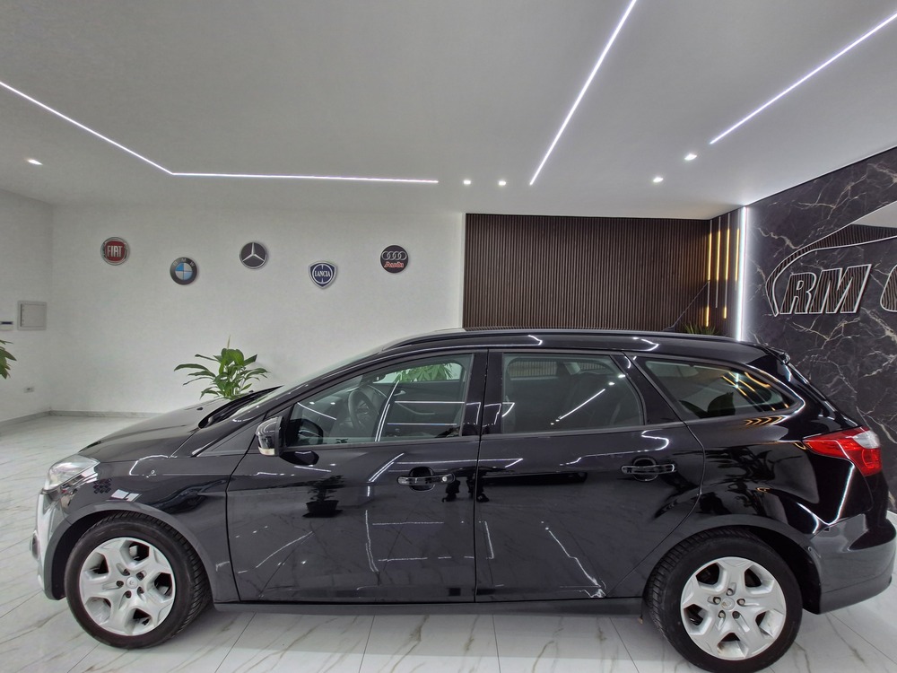 FORD FOCUS SW 1.6 TDCI 95 CV TITANIUM ANNO 2013
