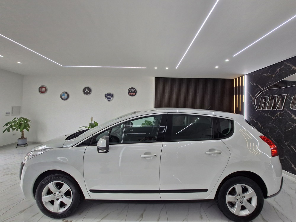 PEUGEOT 3008 1.6 Hdi 110CV Allure BIANCO PERLATO