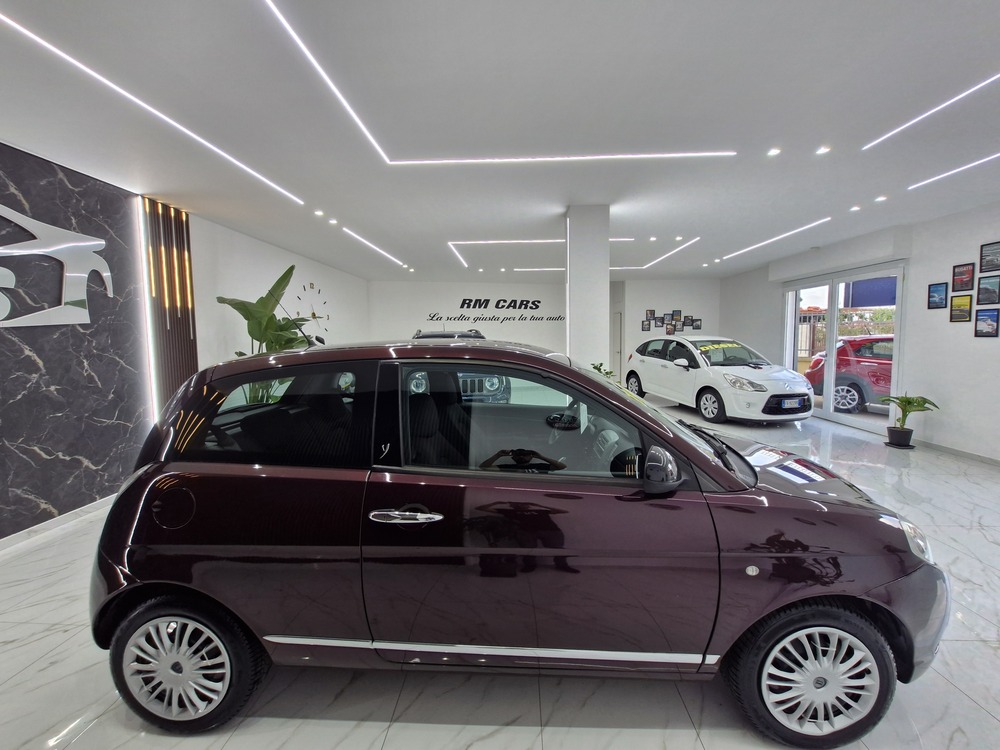 LANCIA YPSILON 1.2 BENZINA 69CV DIVA 100000KM 2011