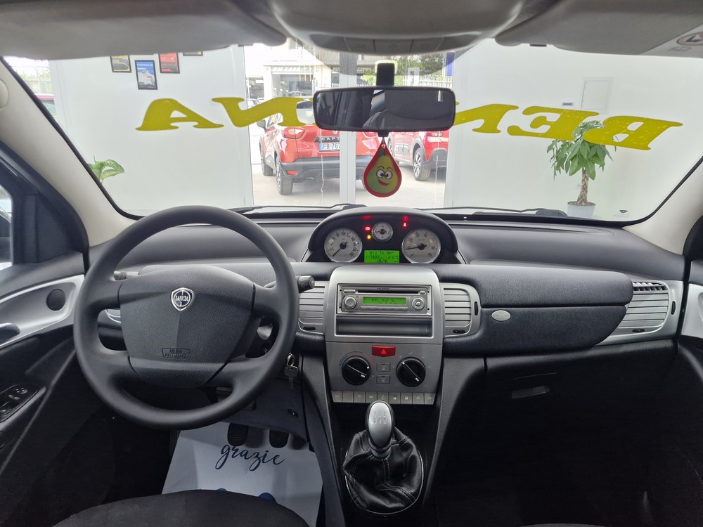 LANCIA YPSILON 1.2 BENZINA 69CV DIVA 100000KM 2011