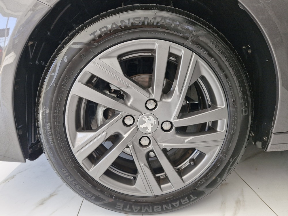 PEUGEOT 208 1.2 BENZINA 75CV ALLURE 40000KM 2021