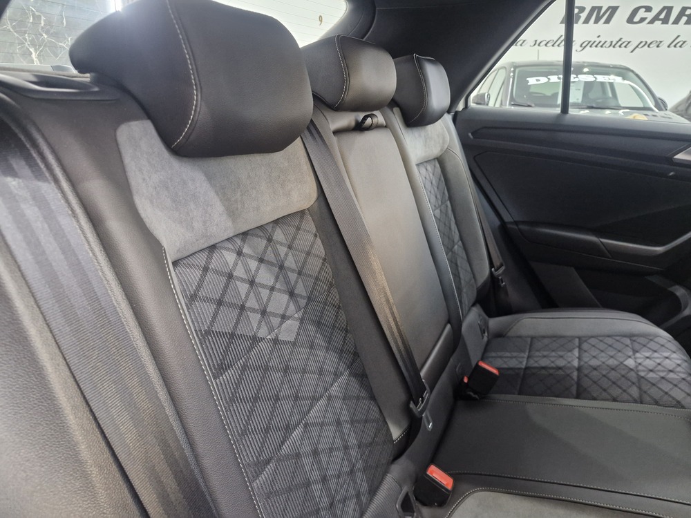 VOLKWAGEN T-ROC 2.0 tdi R-Line 150 CV dsg